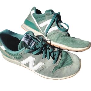 New Balance Green Suede & Mesh Sneakers